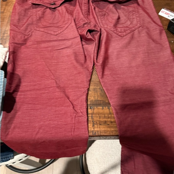 True Religion Men's Straight Jeans in Red True Religion Men’s Pants - Picture 3 of 3